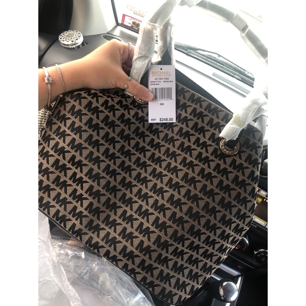🧡SOLD🧡 NWT Michael Kors Jet Set Purse